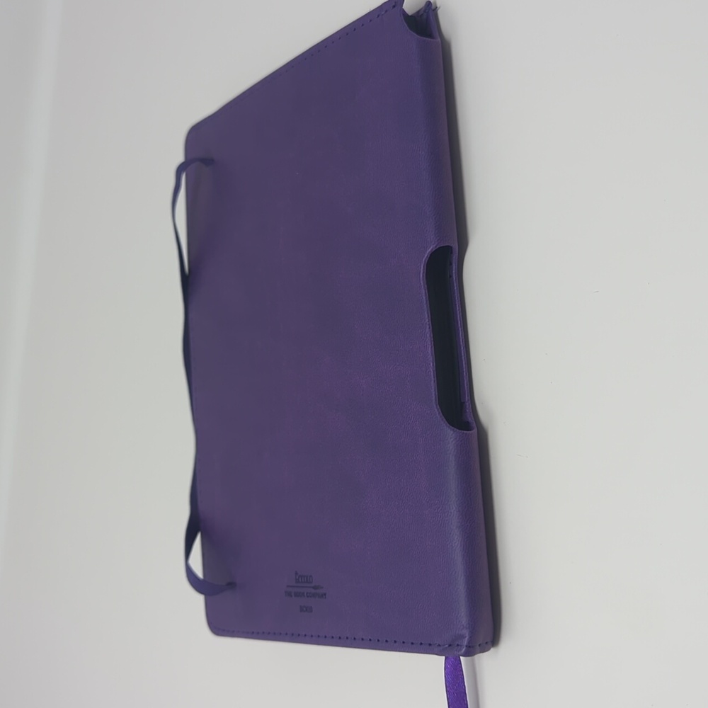 Funimation Branded Eccolo Journal Planner - Picture 8 of 8